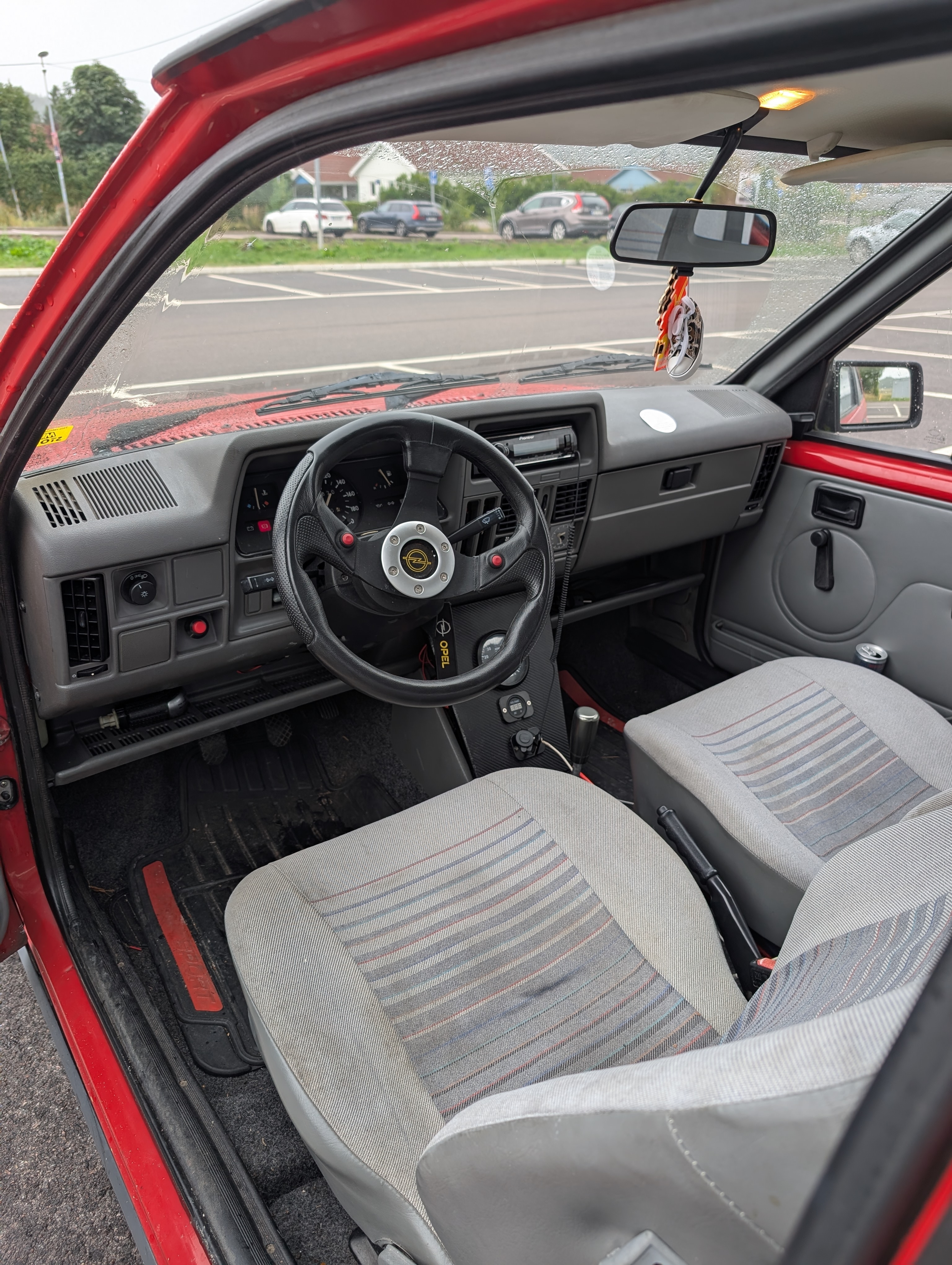 Opel Corsa 3-dörrar 1.3 Manuell 1989, bild 5/7