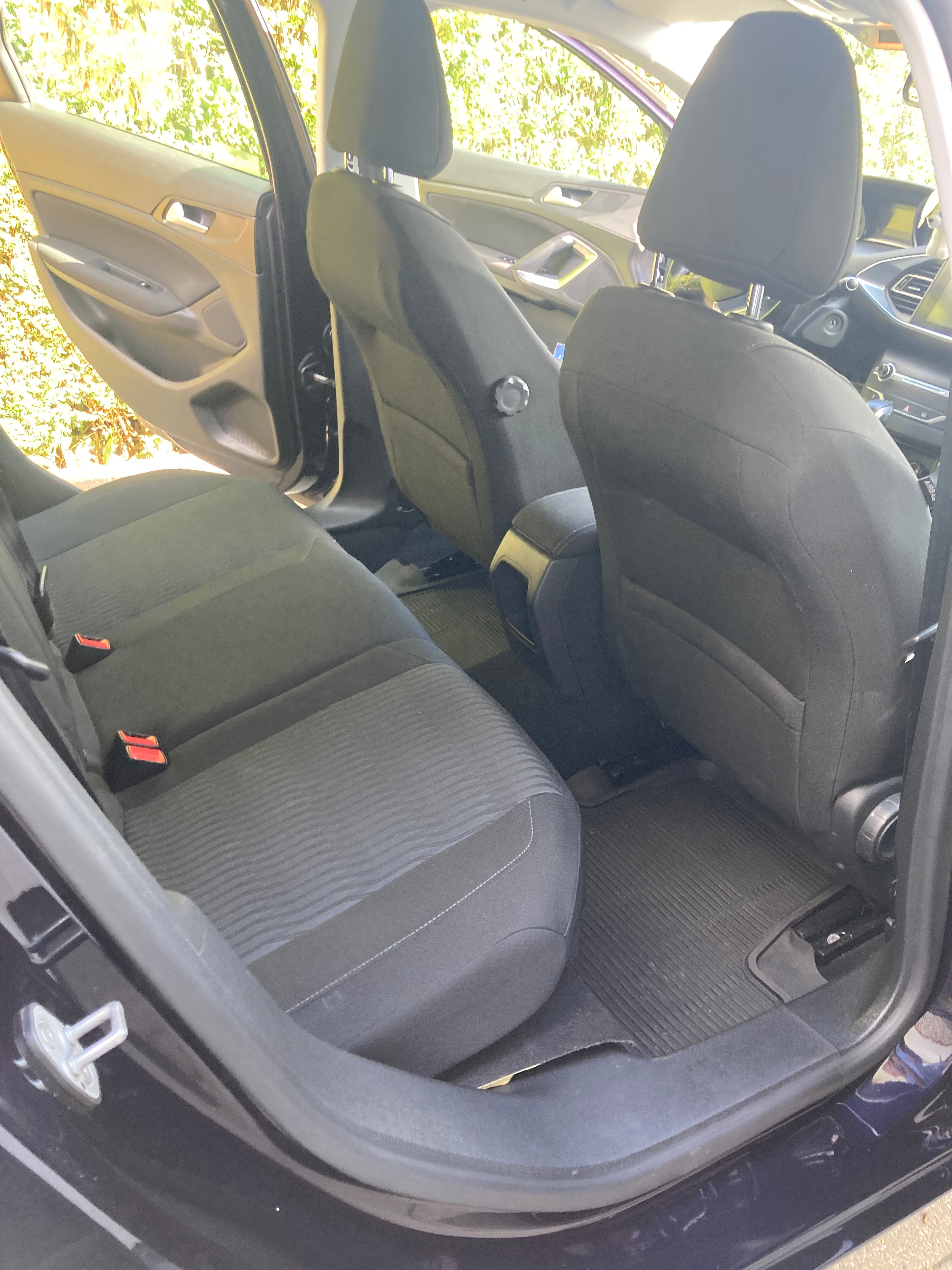 Peugeot 308 2015, photo 5/10