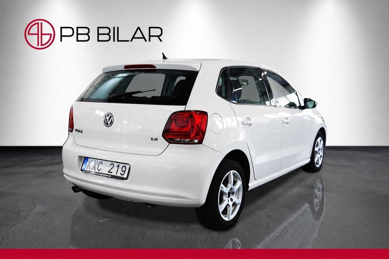 Volkswagen Polo 2011, bild 7/10