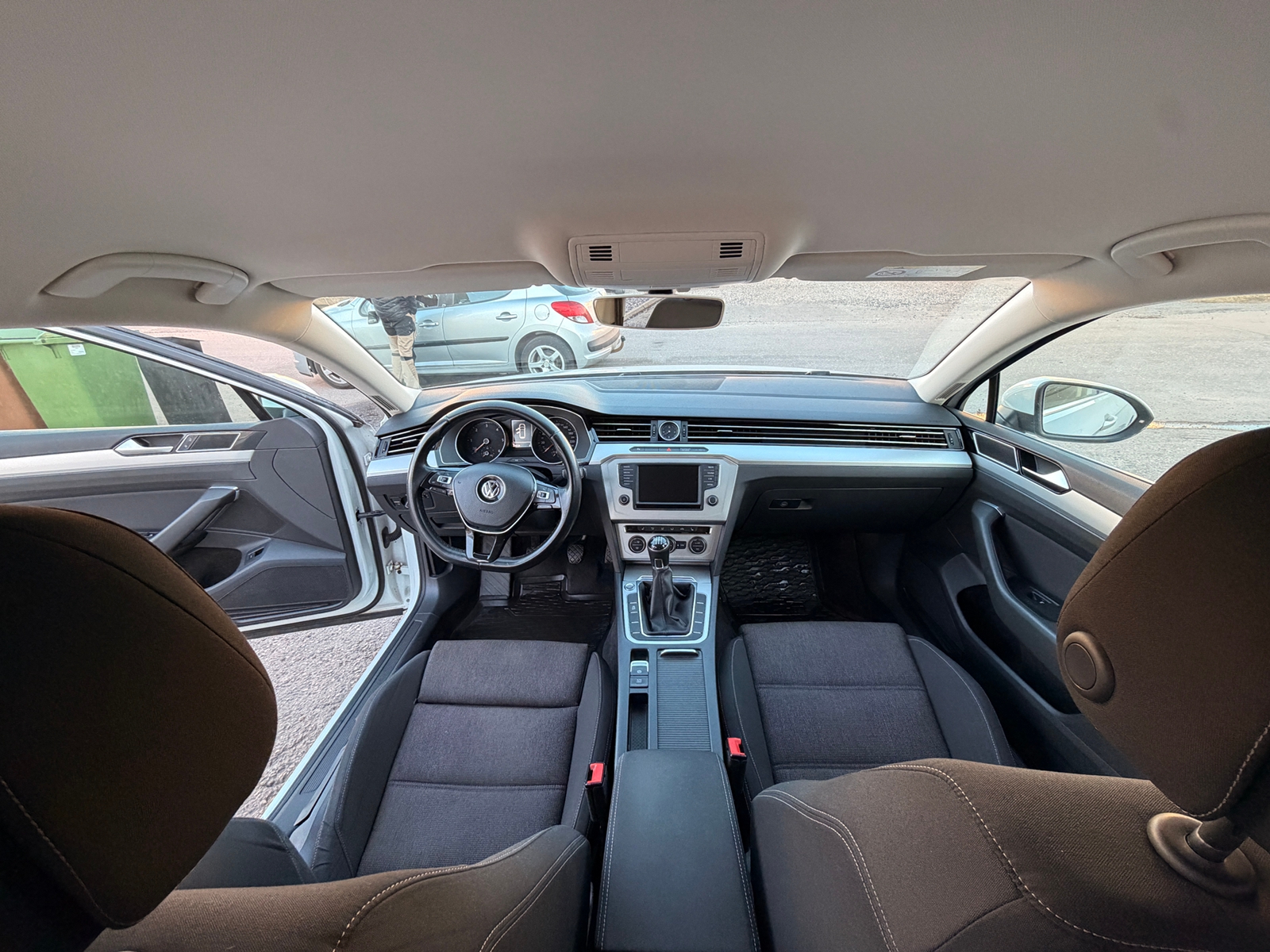 Volkswagen Passat 2015, bild 6/6