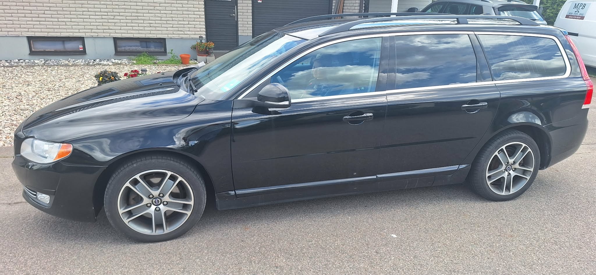 Volvo V70 D4 Geartronic 2013, photo 3/3