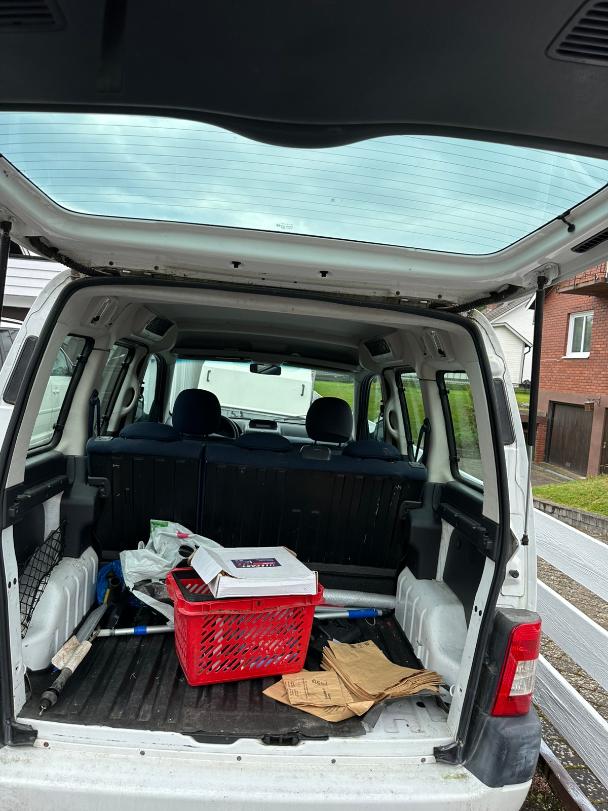 Citroen Berlingo Kombi 1.6i Manuell 2007, bild 5/6
