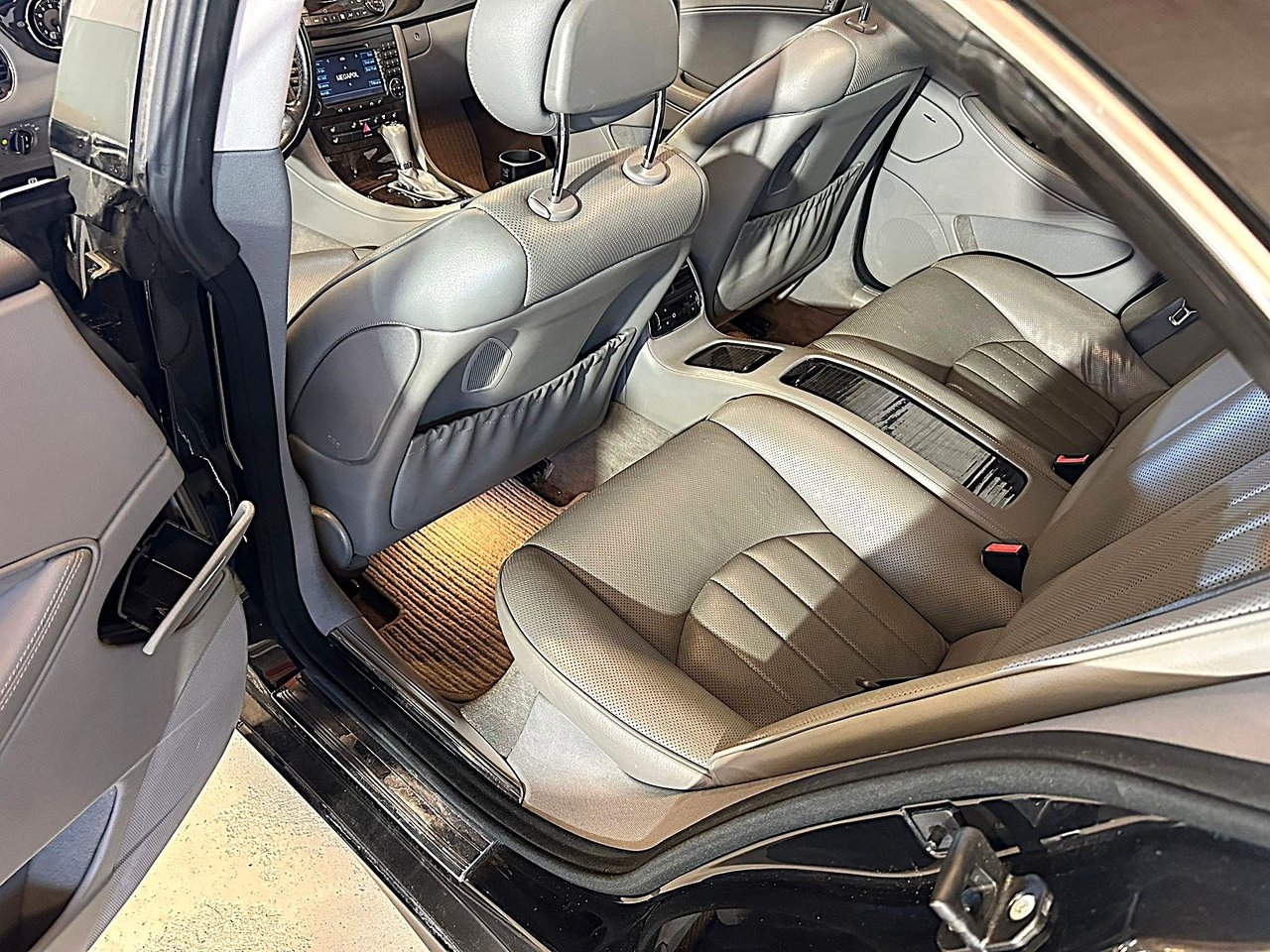 Mercedes-Benz CLS 500 7G-Tronic Euro 4 2005, photo 7/10
