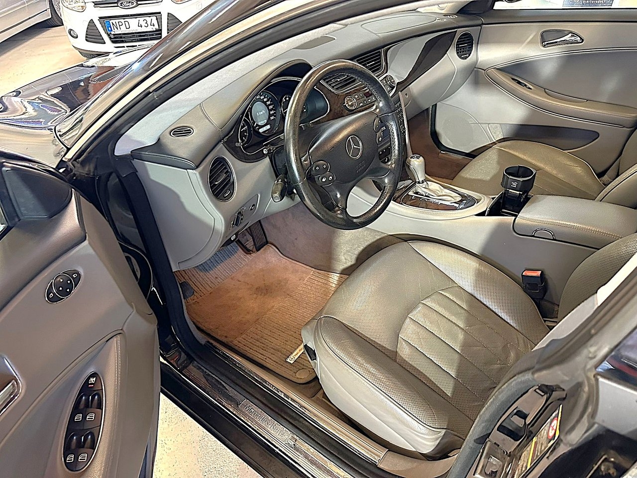 Mercedes-Benz CLS 500 7G-Tronic Euro 4 2005, photo 6/10