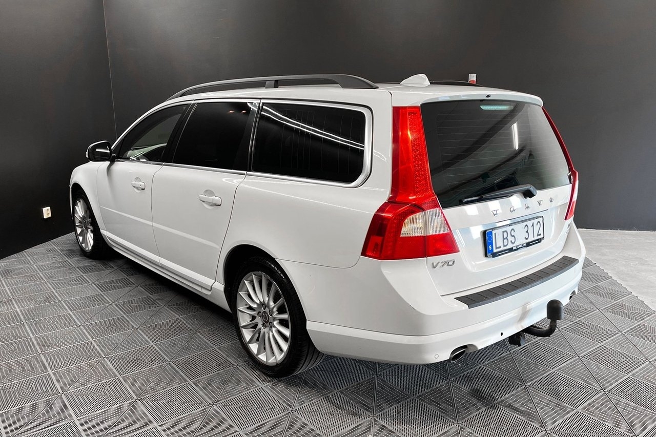 Volvo V70 2011, photo 6/10