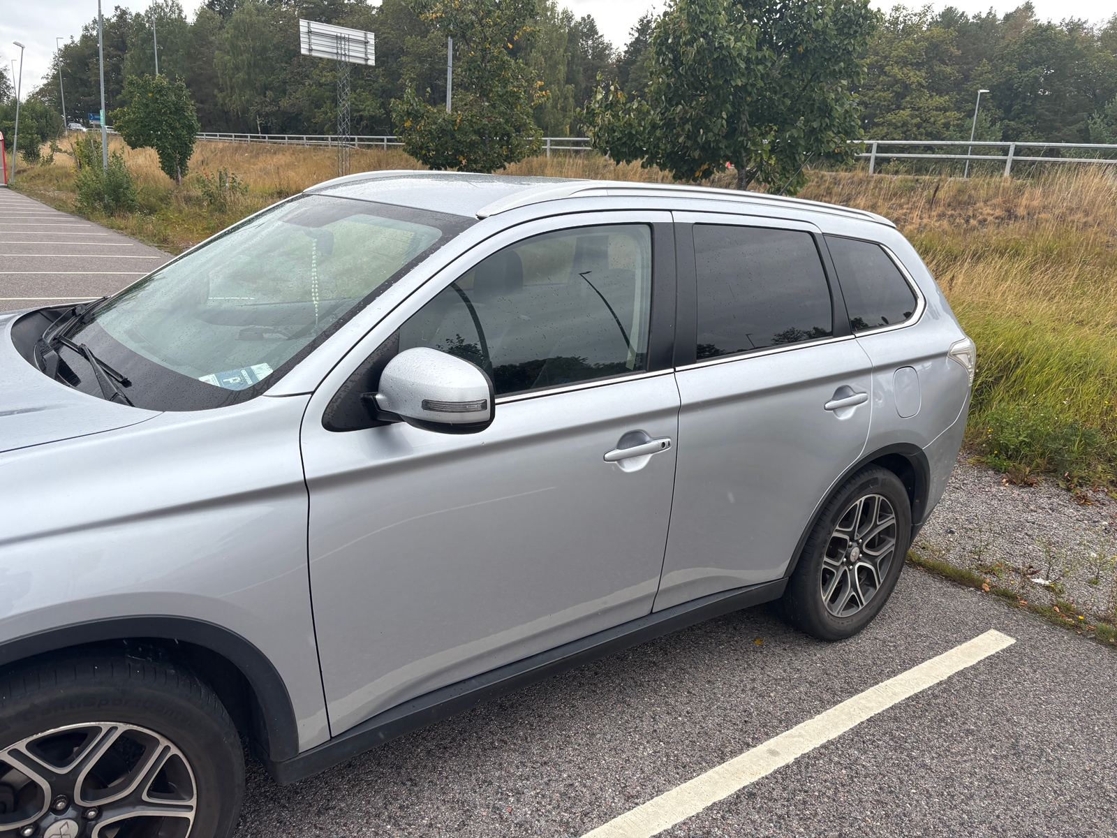 Mitsubishi Outlander 2015, kuva 4/6