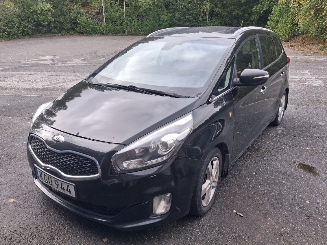 Kia Carens 1.7 CRDi Manuell 2014, bild 2/5
