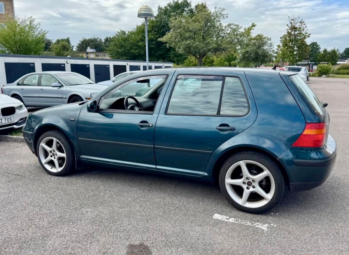 Volkswagen Golf 2004, bild 2/9