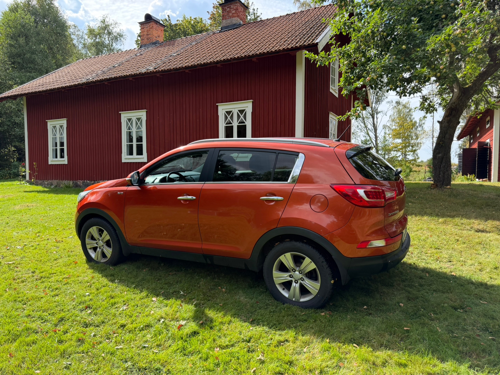 Kia Sportage 2.0 CRDi AWD Manuell 2013, bild 4/10