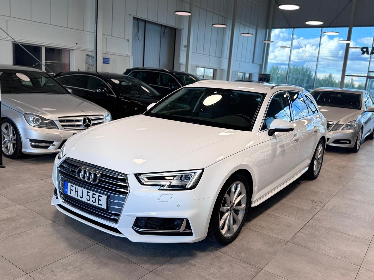 Audi A4 2019, bild 3/10