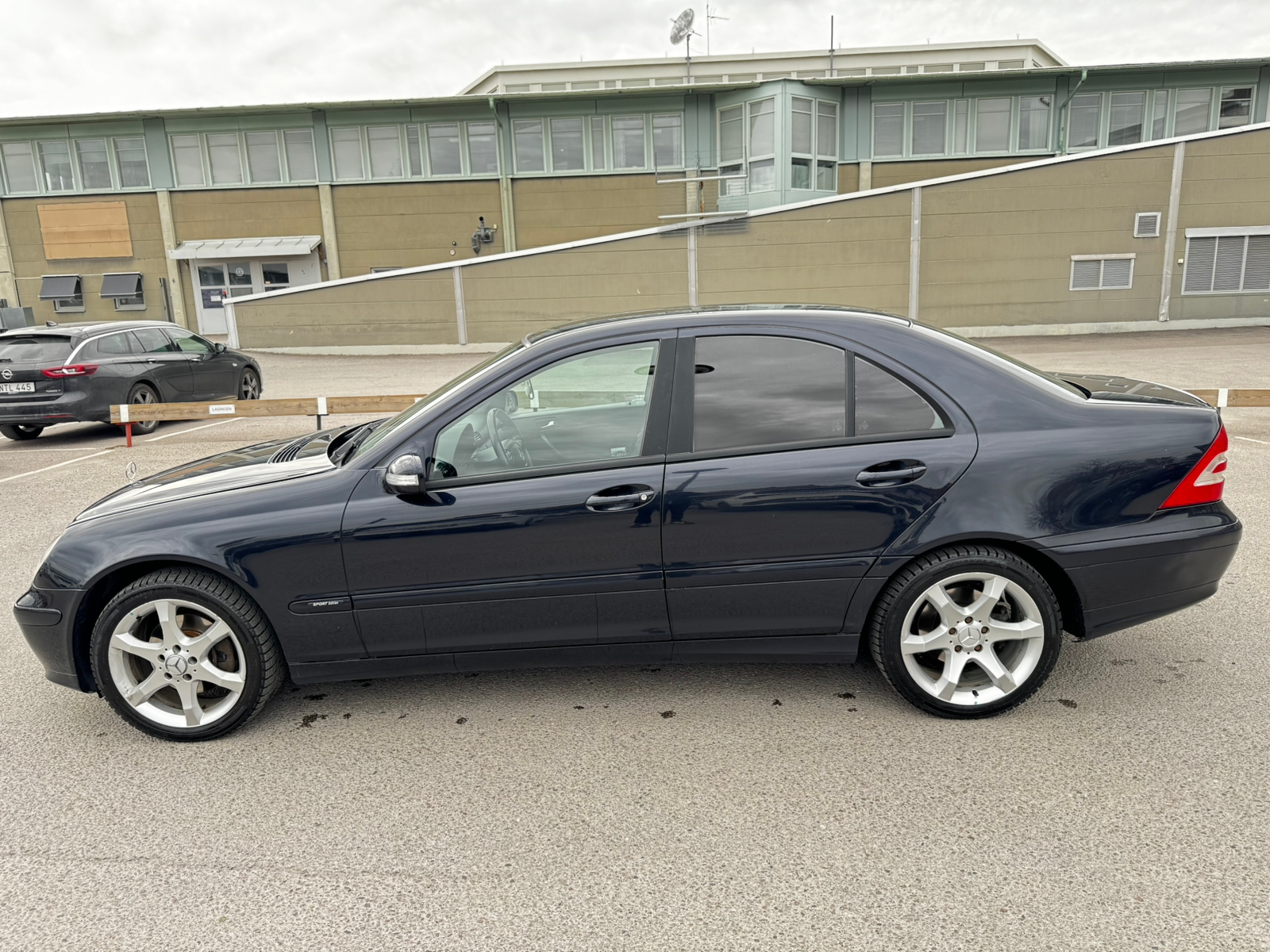 Mercedes-Benz C 230 7G-Tronic 2006, photo 5/10