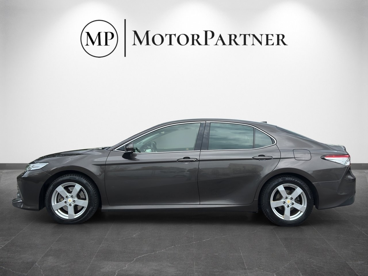Toyota Camry Hybrid CVT Executive 2020, bild 4/10