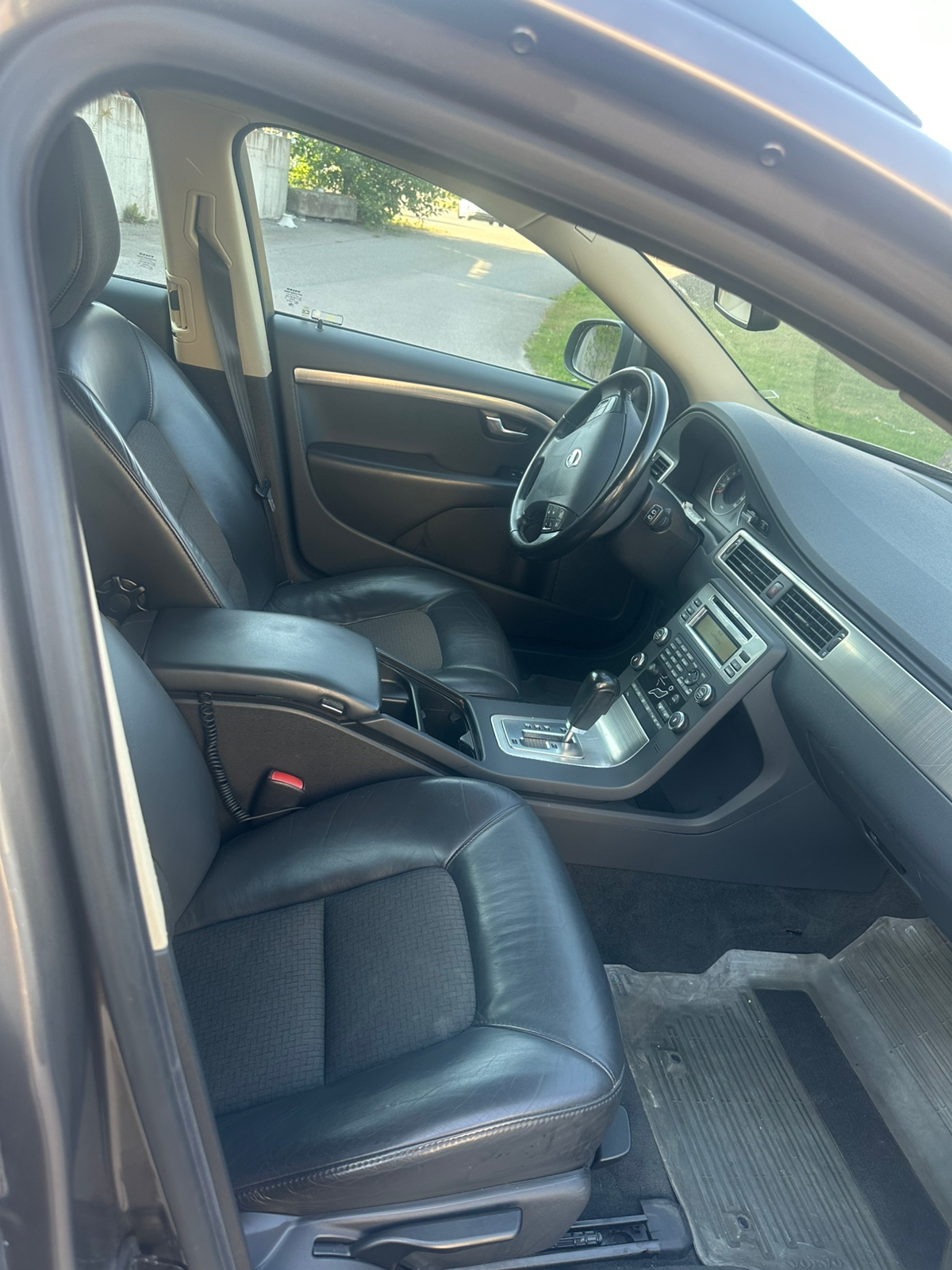 Volvo V70 2.0F Powershift 2009, bild 5/10