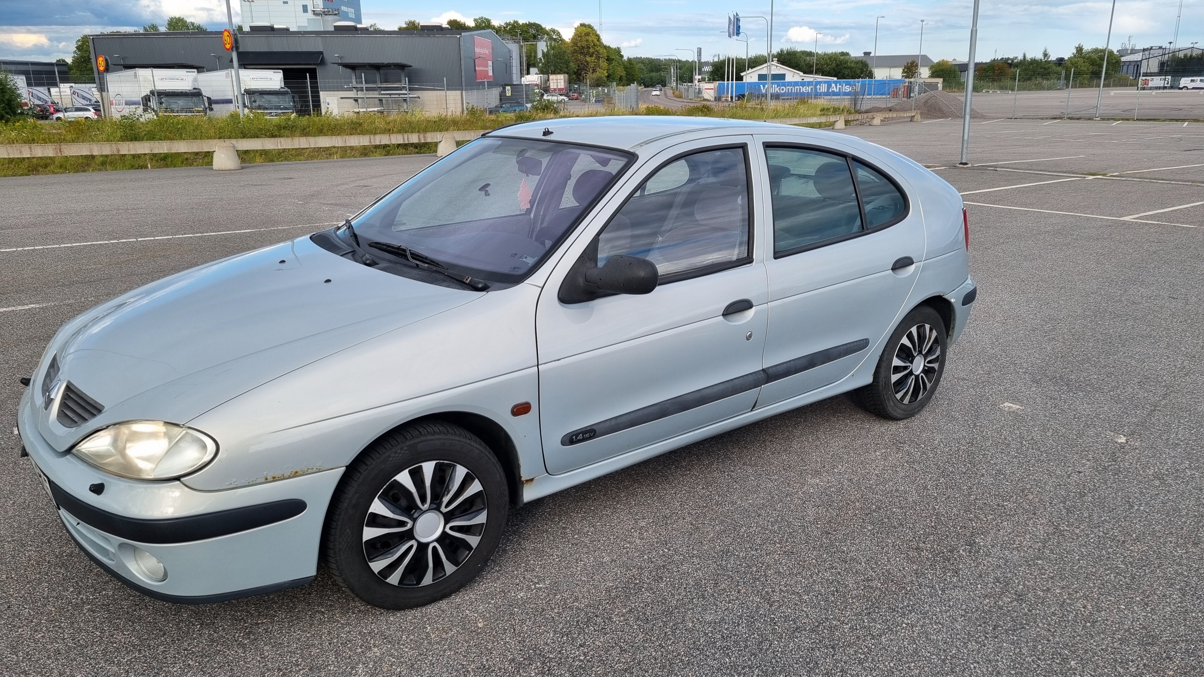 Renault Megane I 1.4 Manuell 2001, bild 5/9
