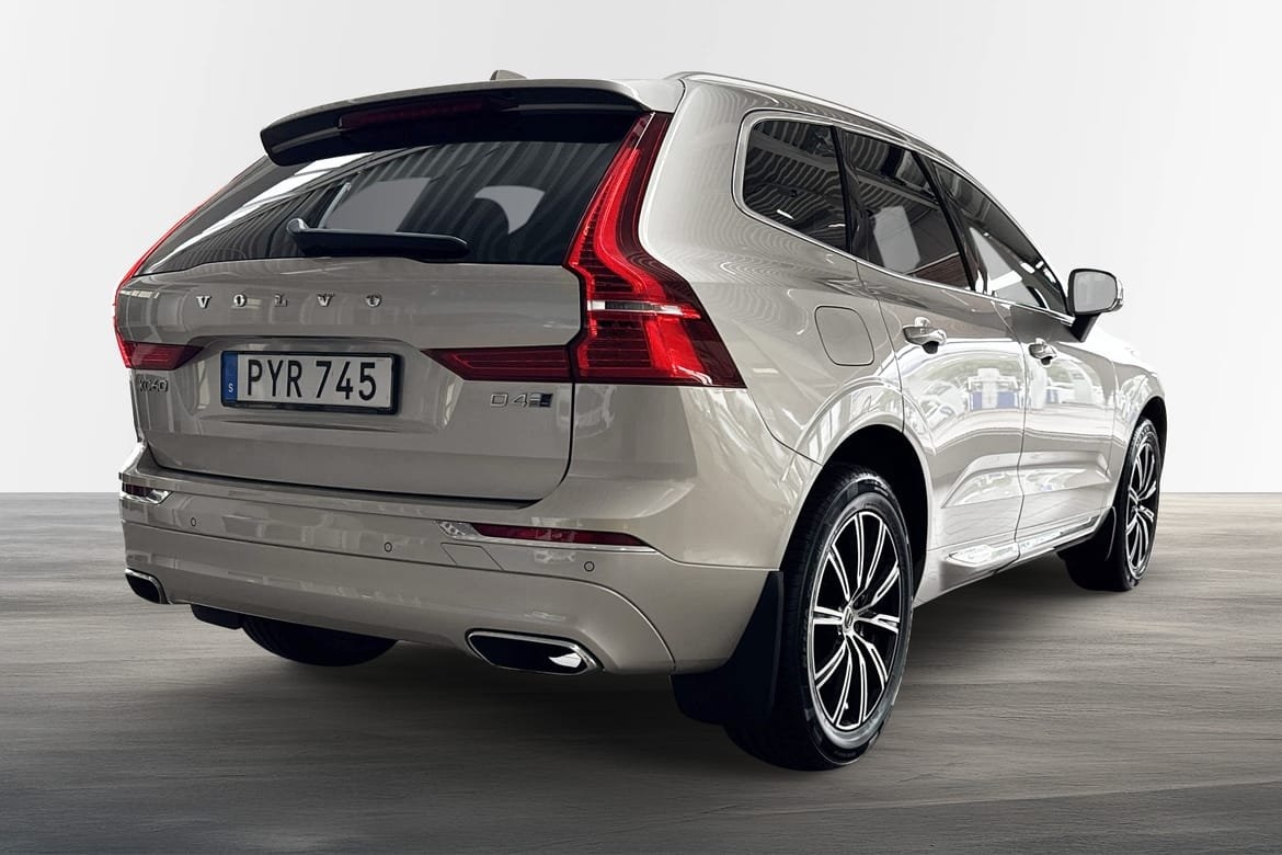 Volvo XC60 D4 AWD Inscription 2019, photo 3/10