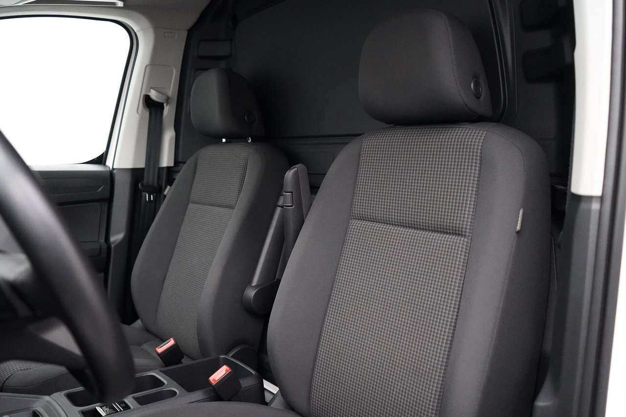 Volkswagen Caddy Cargo / 122hk / Värmare 2025, bild 6/10