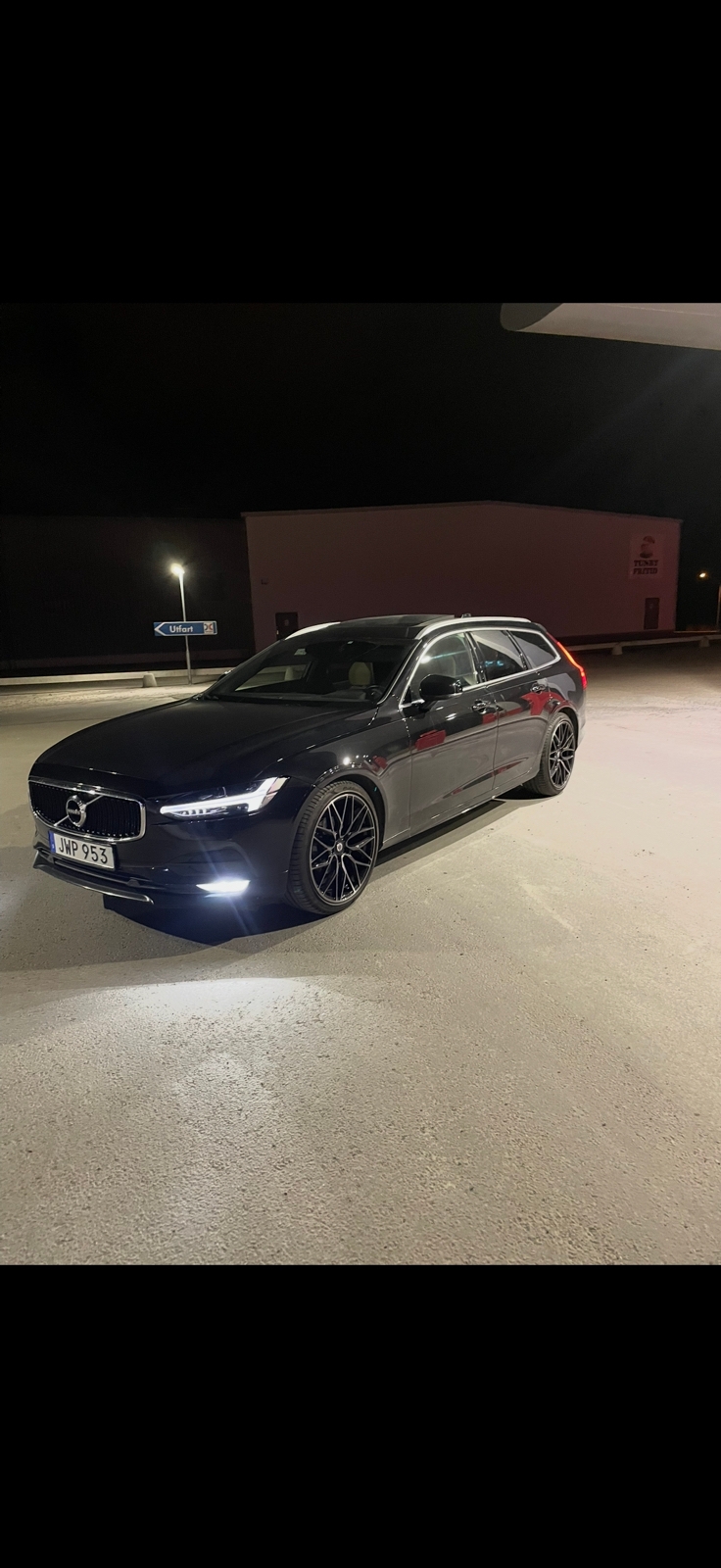 Volvo V90