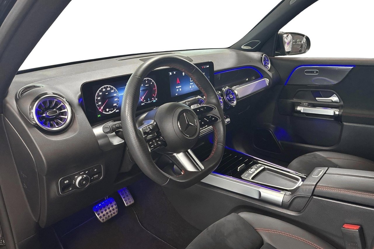 Mercedes-Benz GLB 2025, bild 7/21