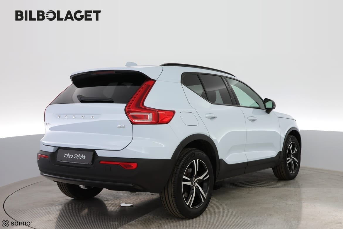 Volvo XC40 B4 FWD Bensin Plus Dark 2025, bild 4/10
