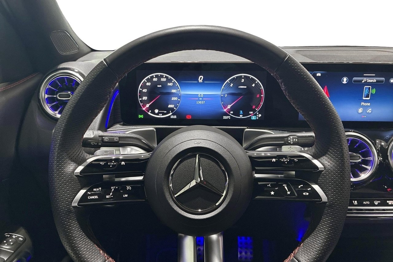 Mercedes-Benz GLB 2025, bild 6/22