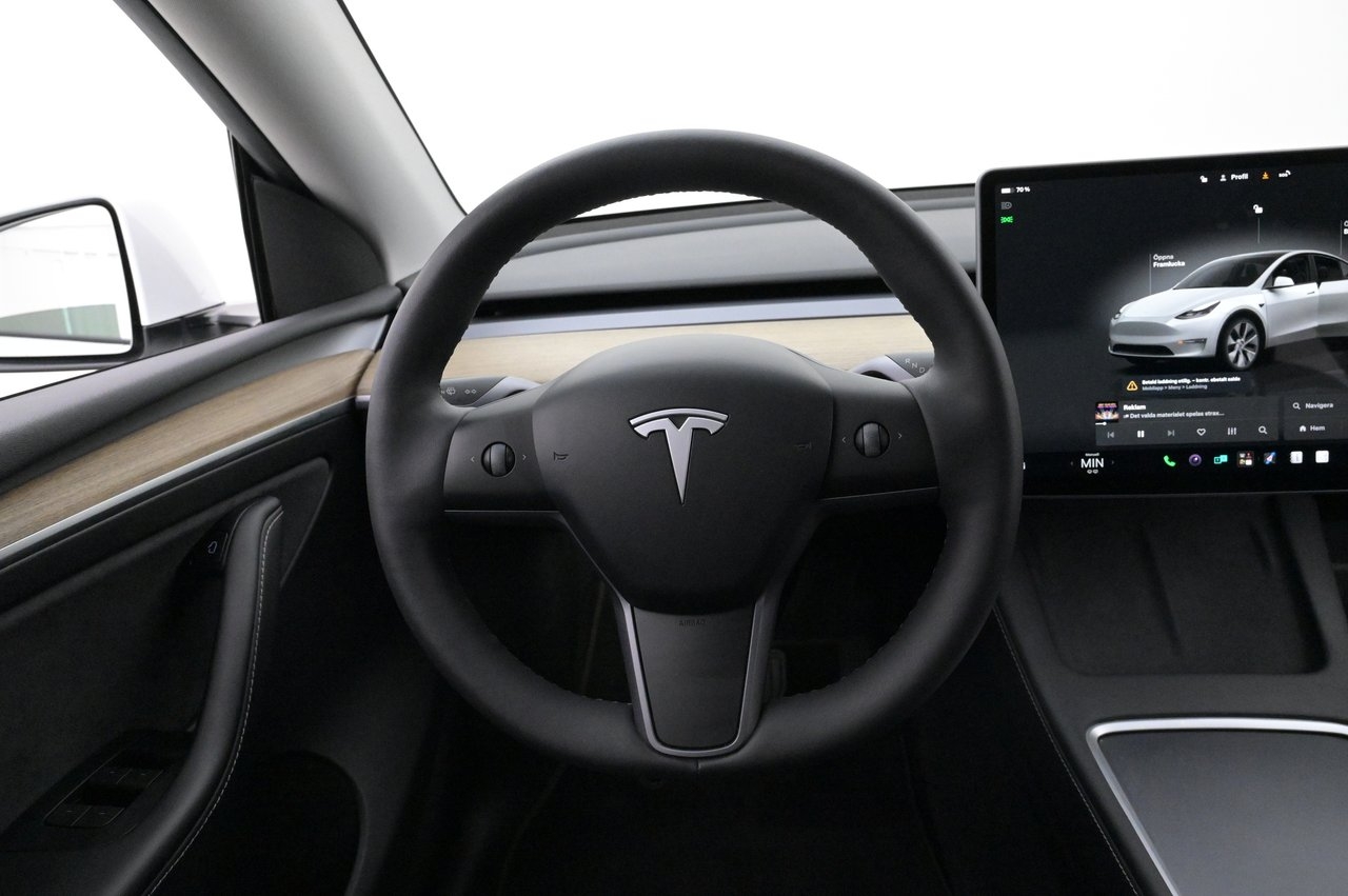 Tesla Model Y 2023, bild 7/10