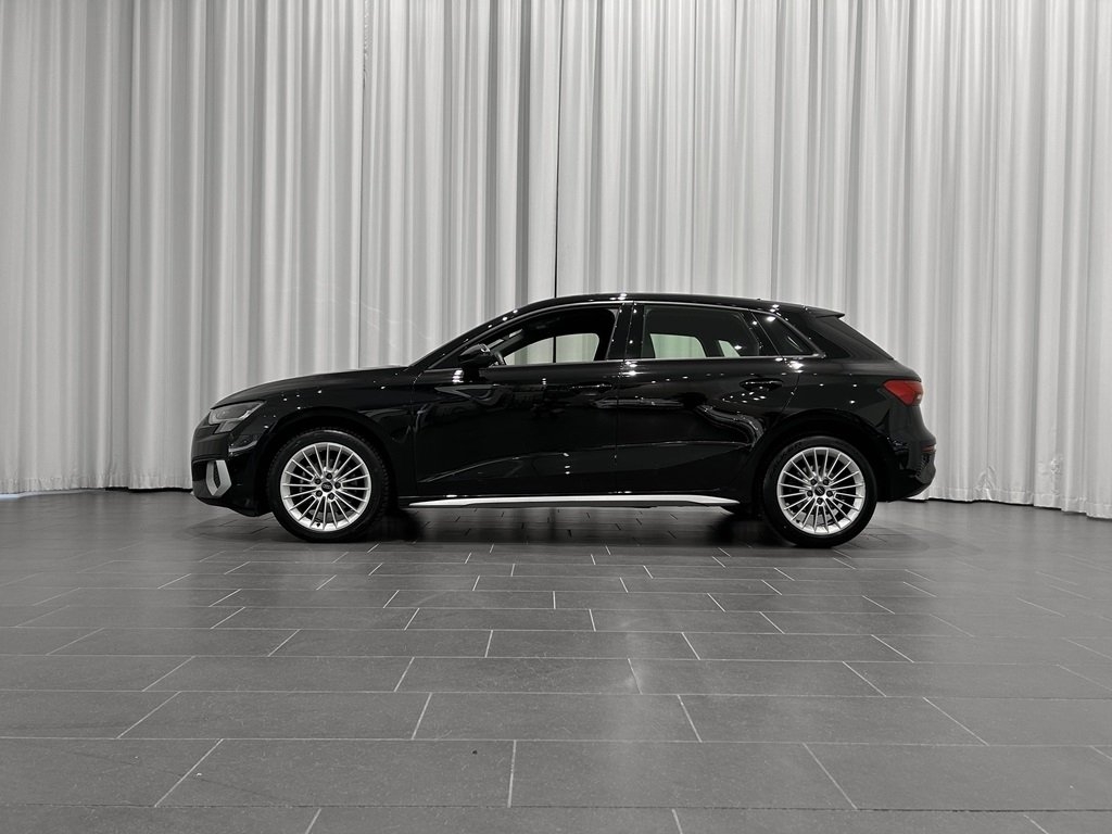 Audi A3 Sportback 35 TFSI 150hk S Tronic 2023, bild 2/14
