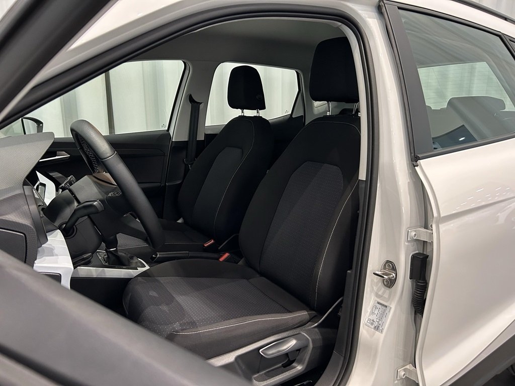 Seat Arona TSI 95hk 2023, bild 6/10