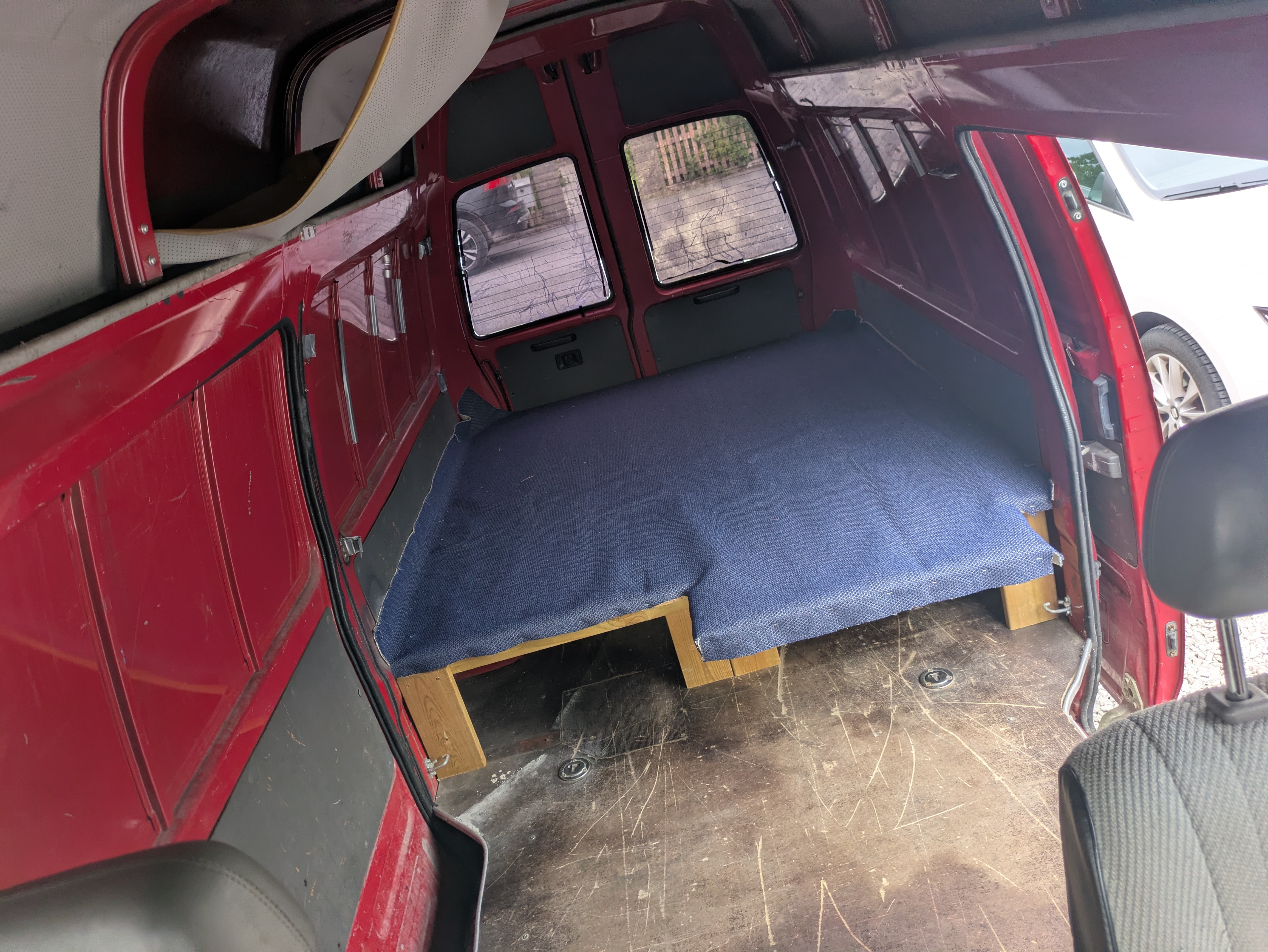 Nissan Urvan 4-dörrars 2.4 Manuell 1991, bild 5/8