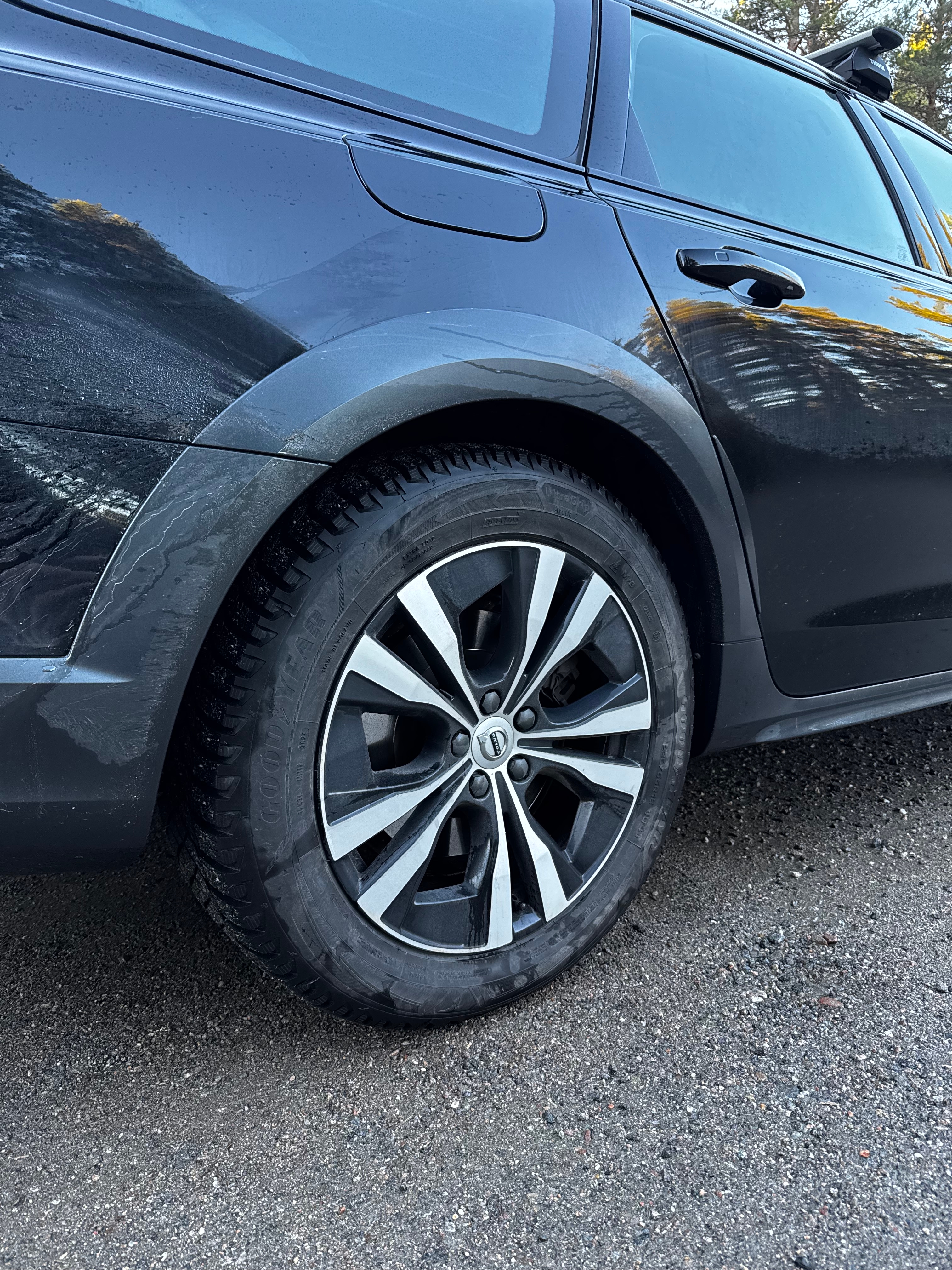 Volvo V90 Cross Country 2021, photo 6/10