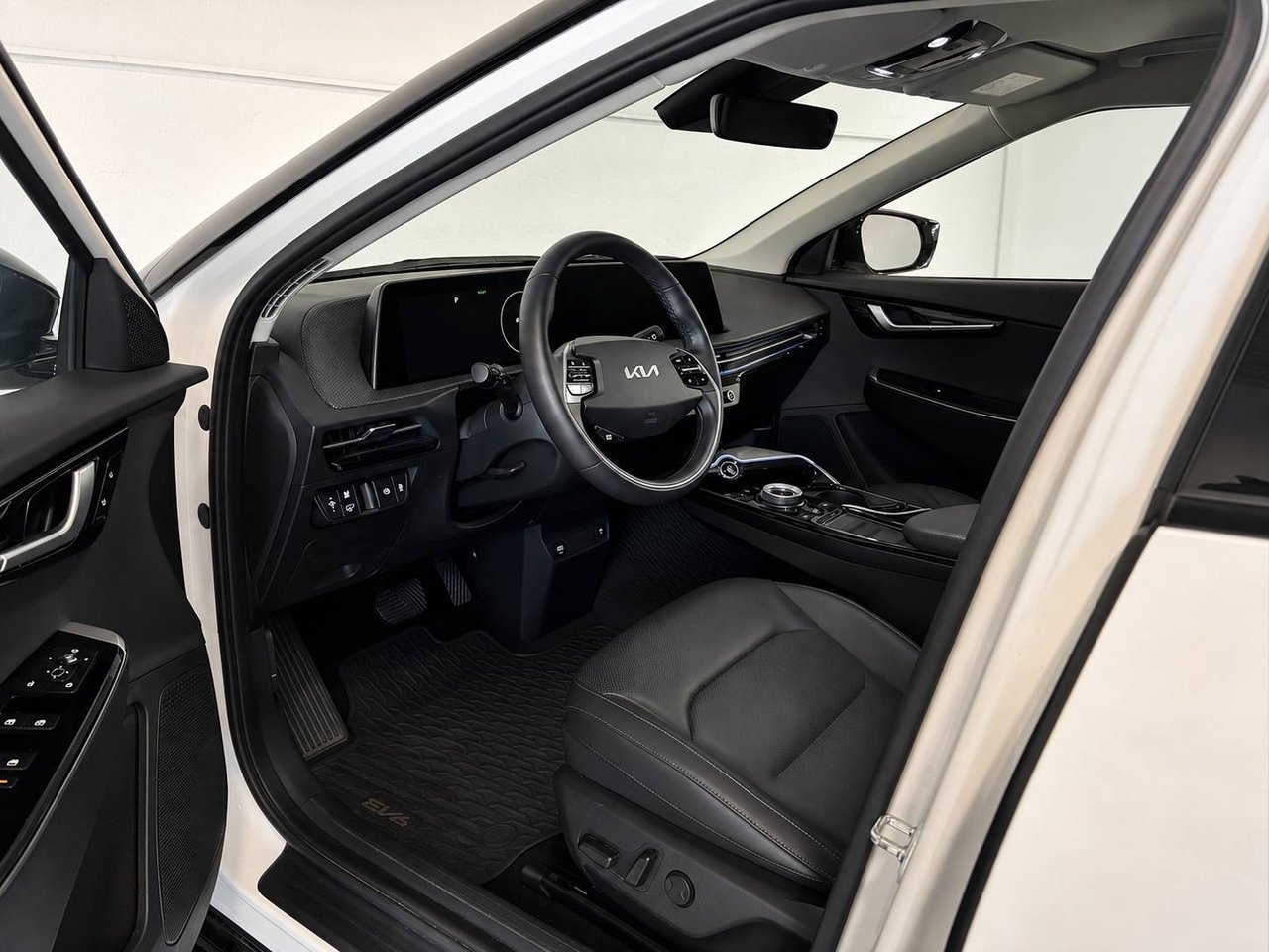 Kia EV6 77.4 kWh AWD Euro 6 2024, photo 7/10
