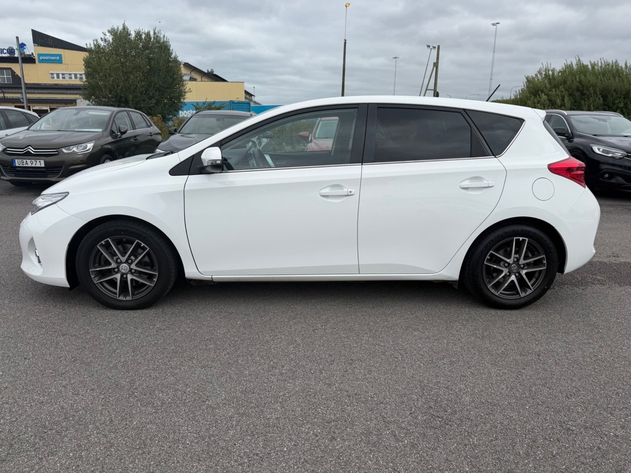 Toyota Auris 2015, kuva 2/10
