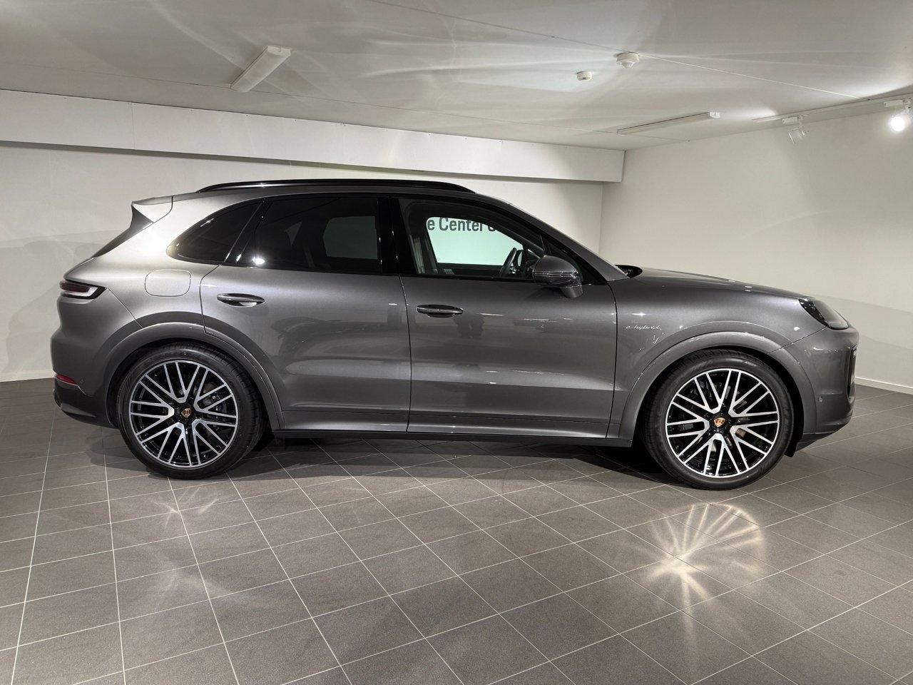 Porsche Cayenne E-Hybrid Leasbar 2025, bild 4/10