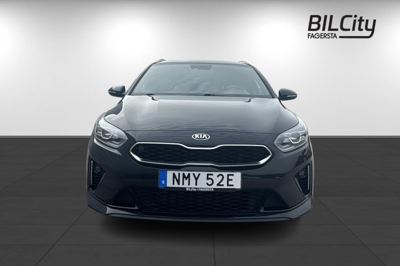 Kia Ceed SW 1.4 T-GDi DCT GT Line 2019, photo 2/10
