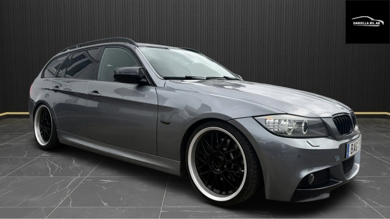 BMW 330