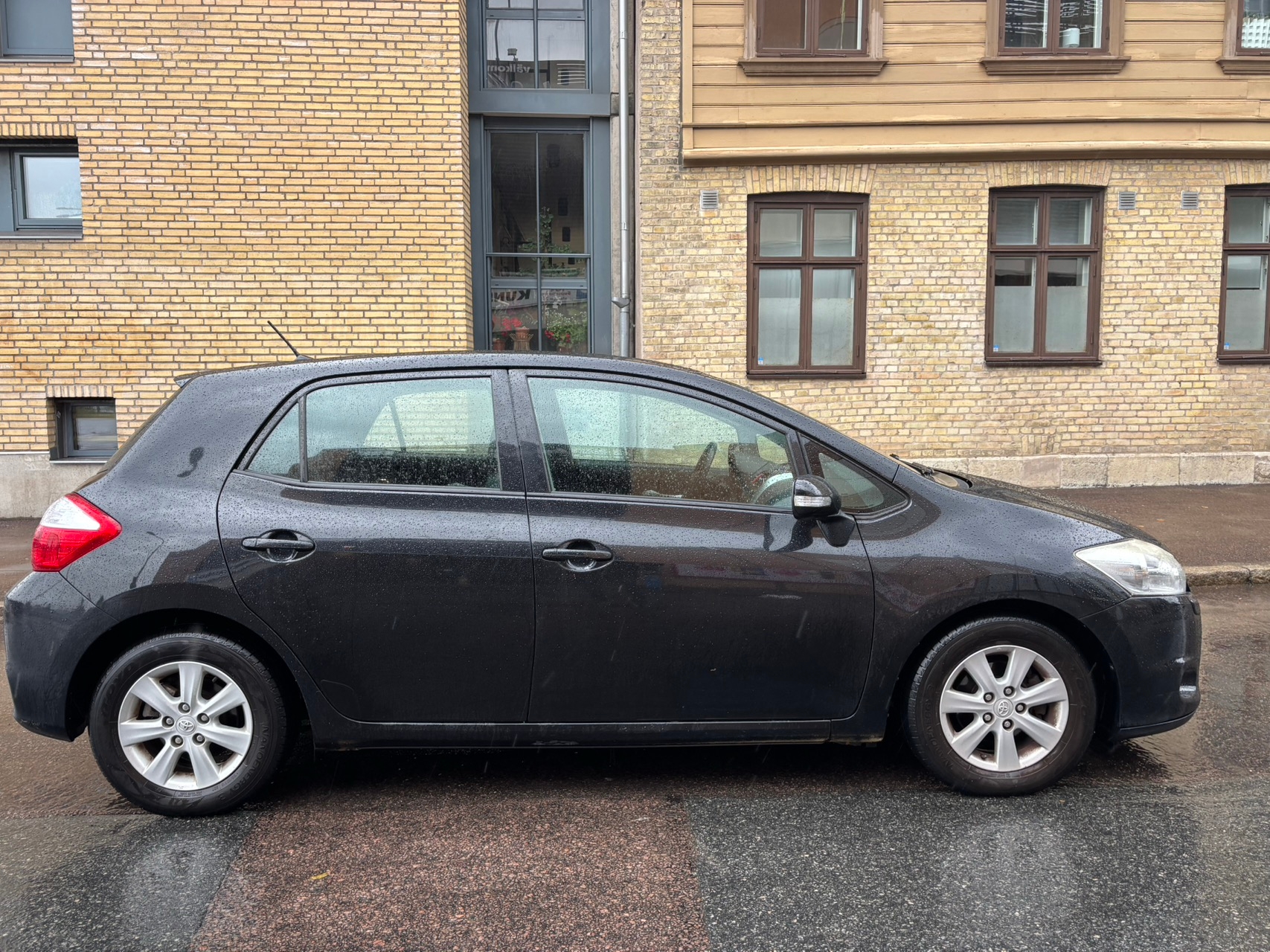 Toyota Auris 5-dörrar 1.4 D-4D Manuell 2012, bild 5/8