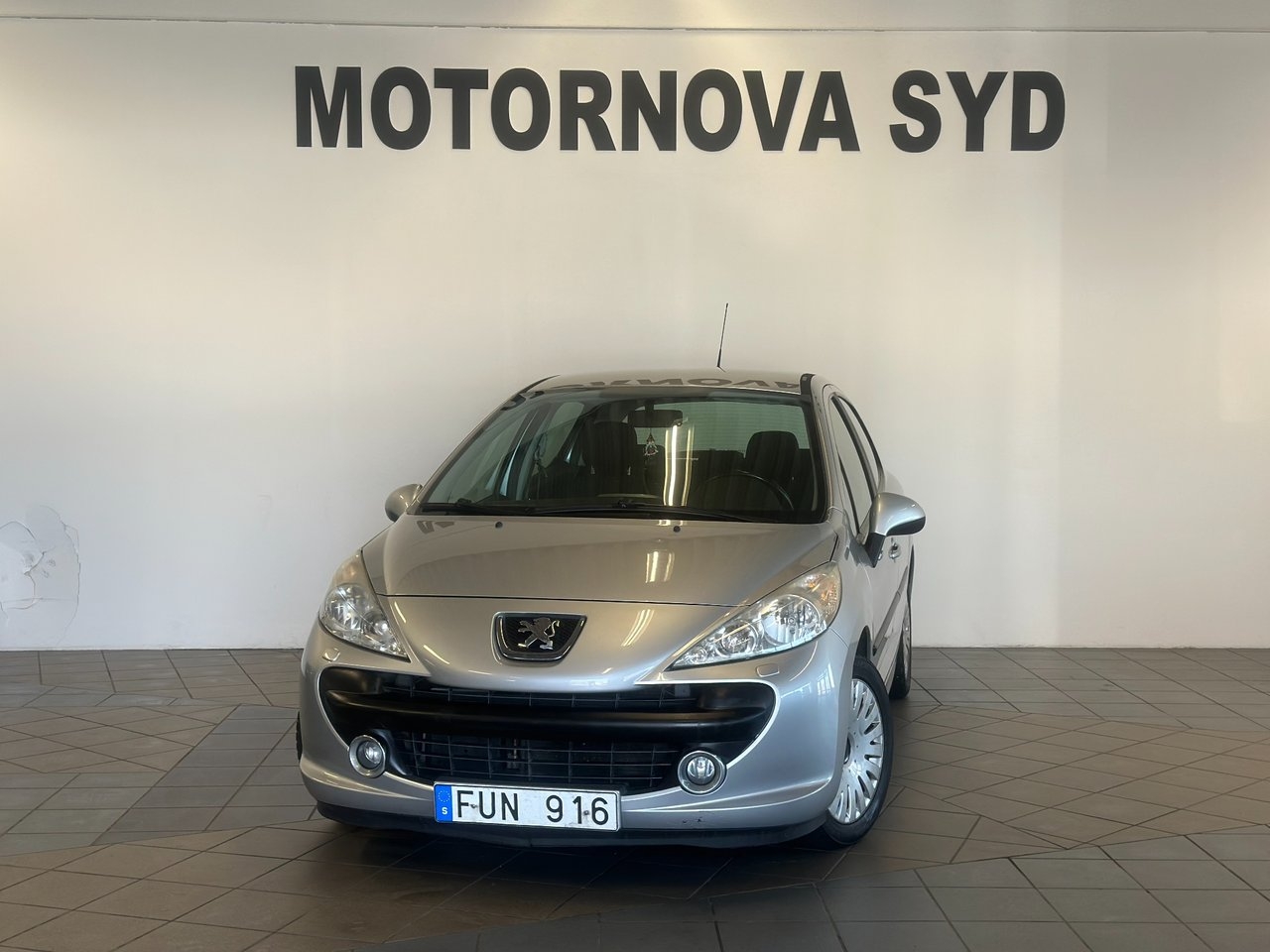 Peugeot 207 2007, bild 2/10
