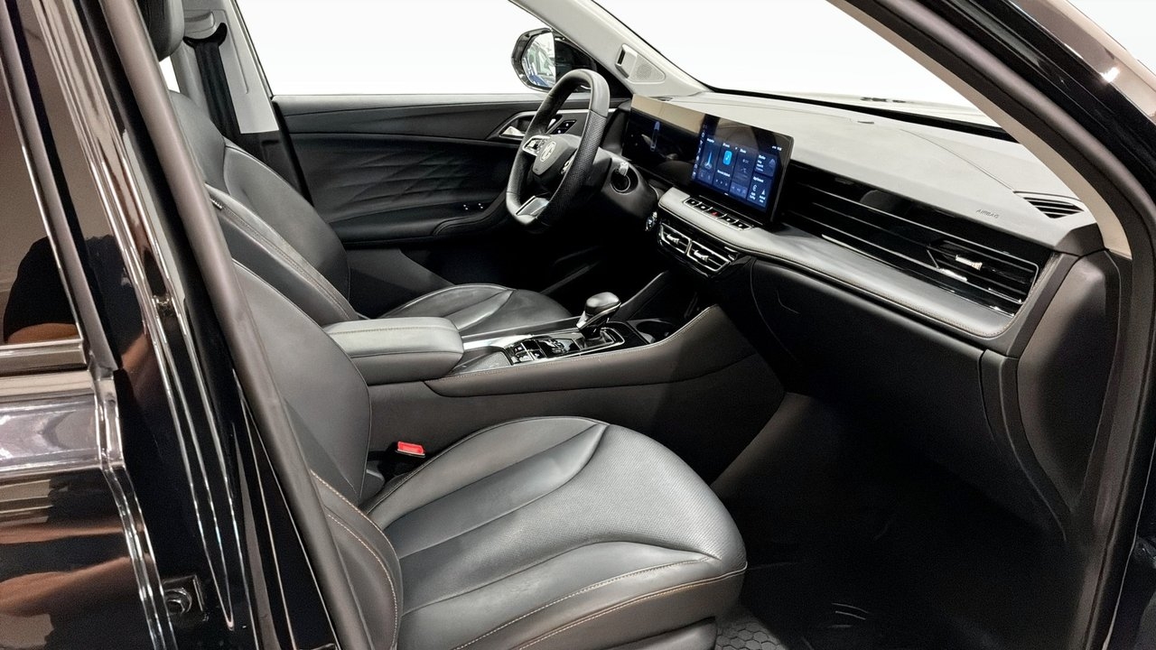 MG HS LUX PHEV 2024, photo 3/10