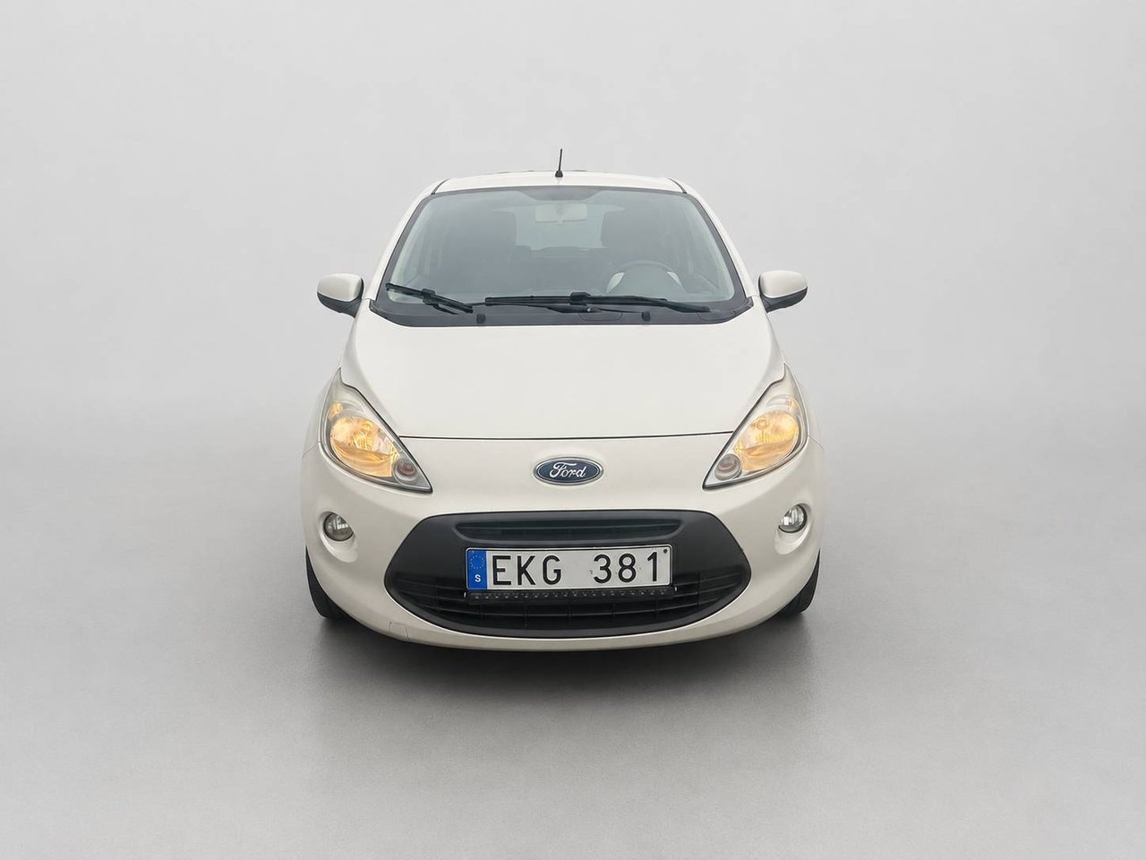 Ford Ka 1.2 Titanium Euro 5 2011, bild 3/9