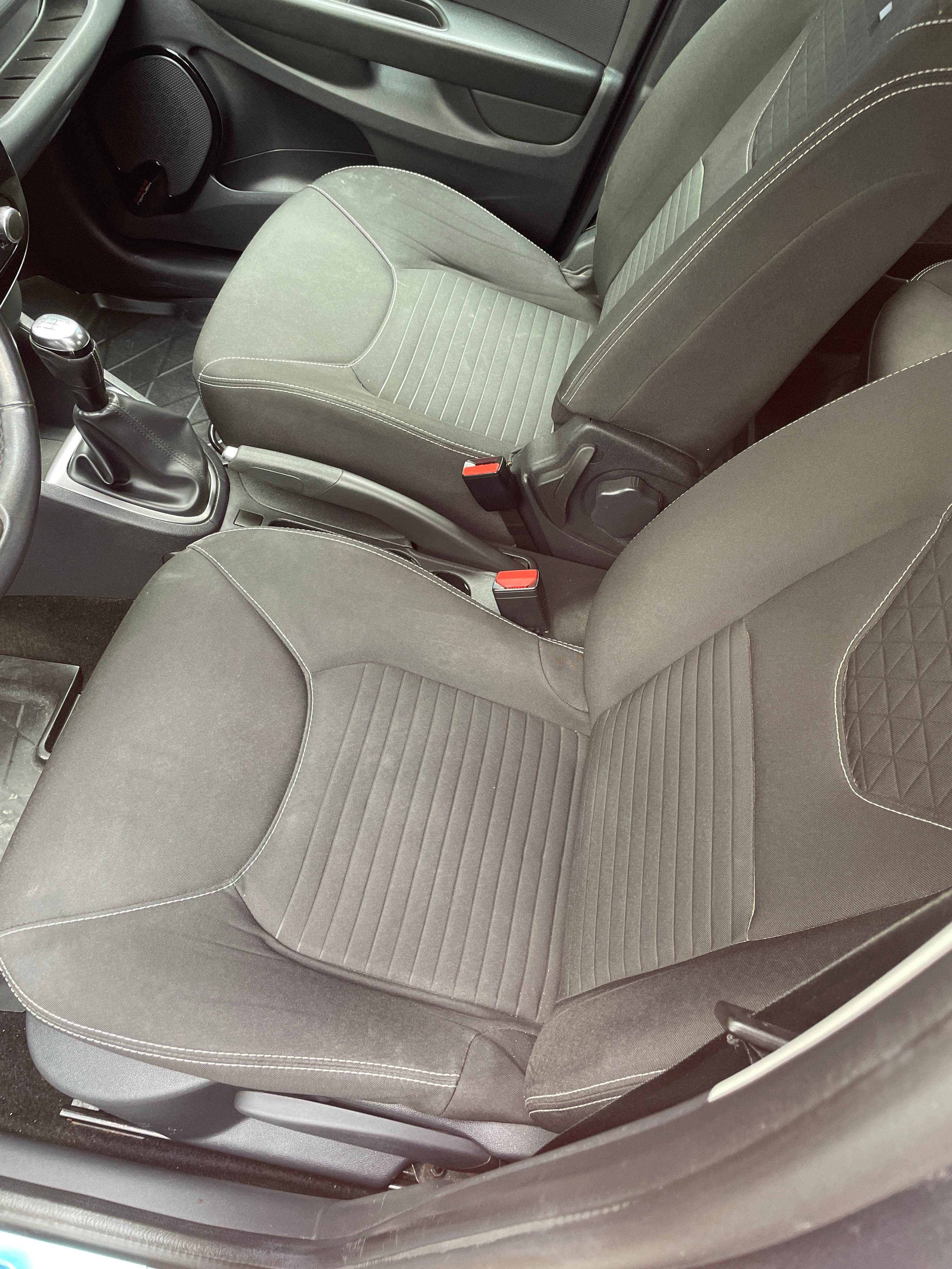 Renault Clio 2017, bild 4/4