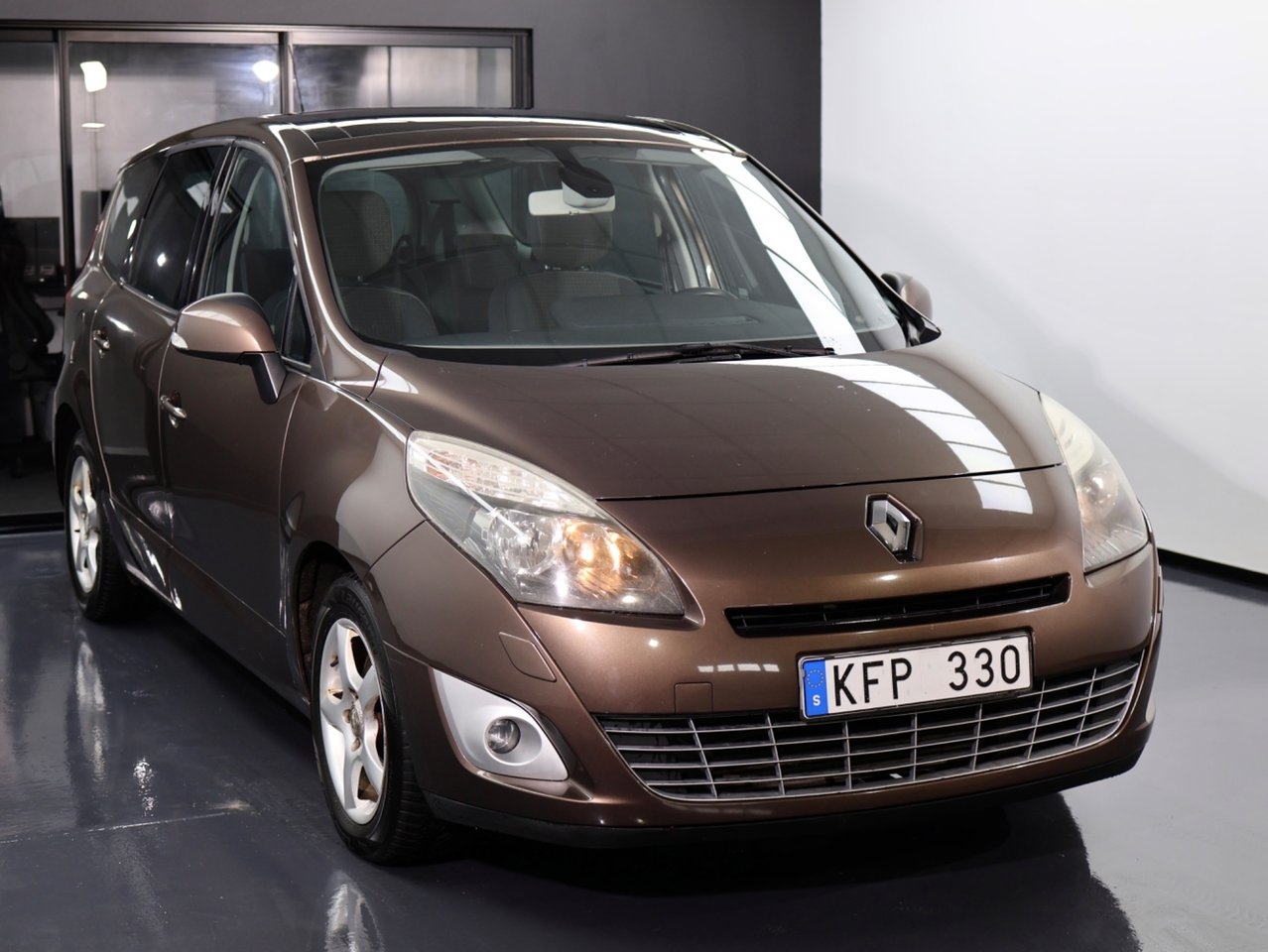 Renault Grand Scenic 2010, kuva 4/10