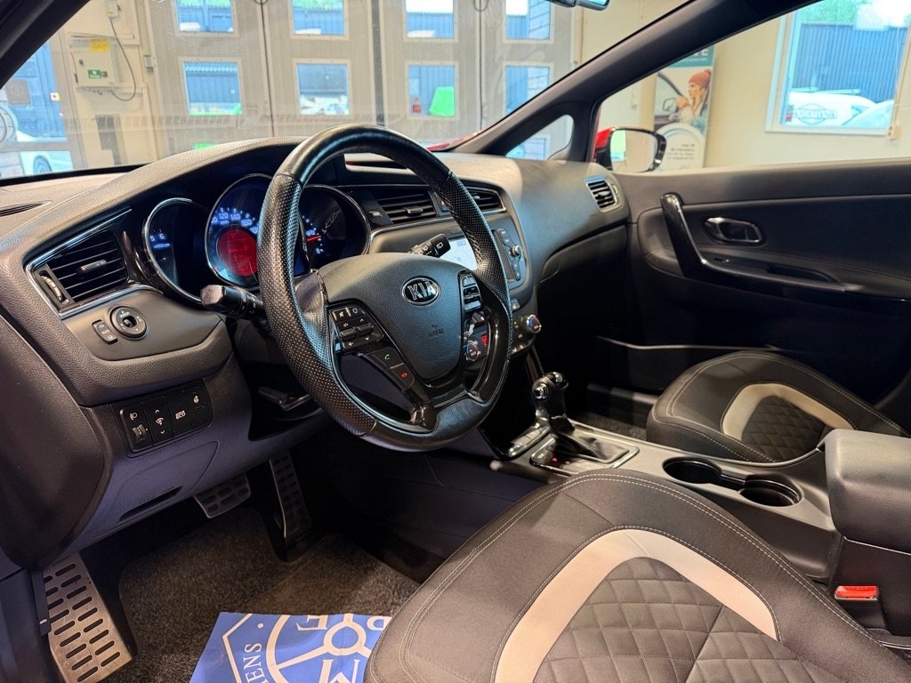 Kia Ceed 2016, bild 6/10