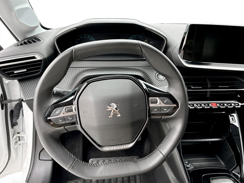 Peugeot e-208 2023, bild 7/10
