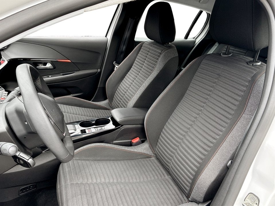 Peugeot e-208 2023, bild 4/10