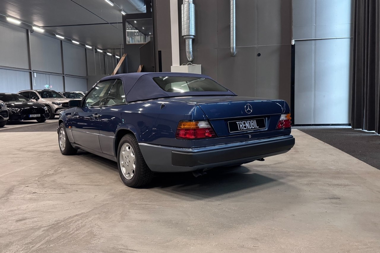 Mercedes-Benz 300 1993, bild 5/10