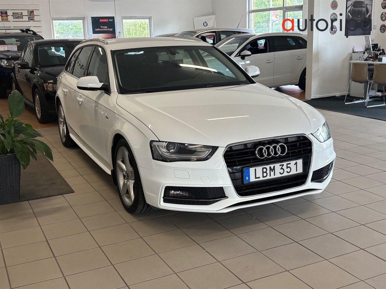Audi A4 Avant 2.0 TDI DPF Quattro S-LINE 2015, kuva 3/10