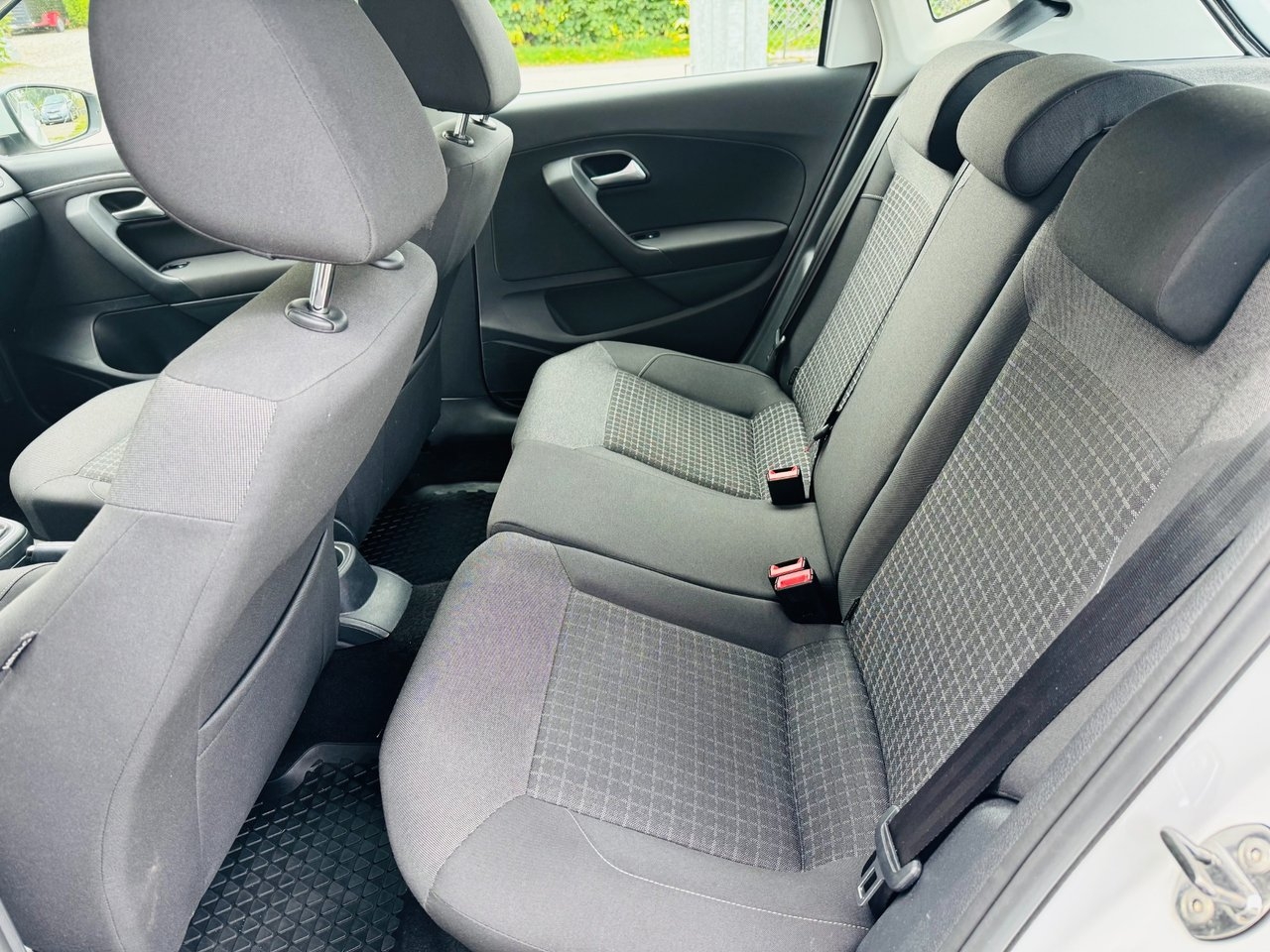 Volkswagen Polo 1.4 TDI 90HK BMT 5-D 2016, bild 7/10