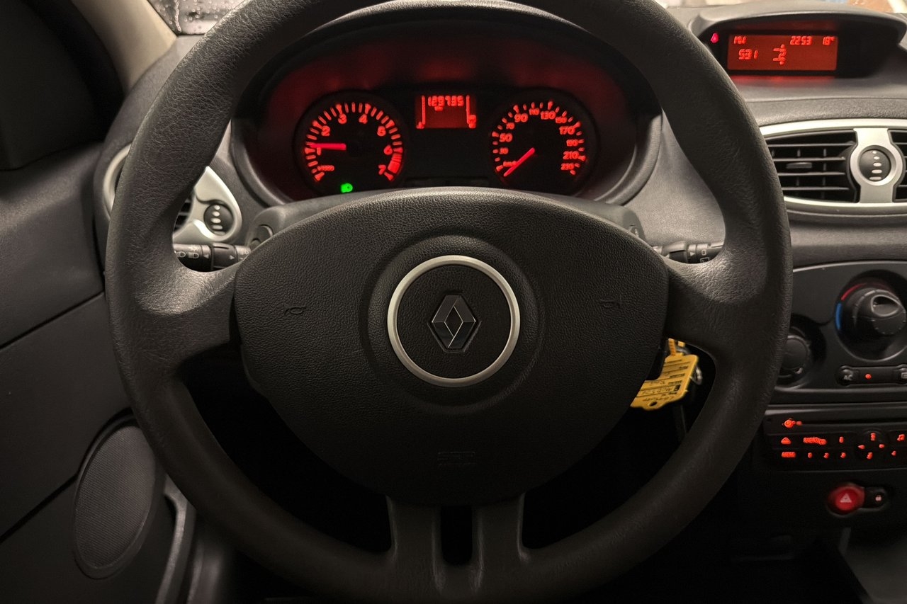 Renault Clio 2010, bild 5/10