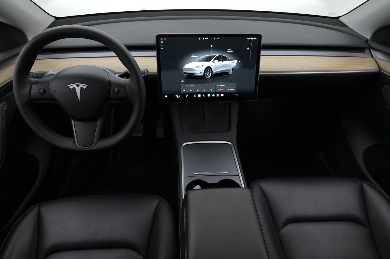 Tesla Model Y 2023, bild 6/10