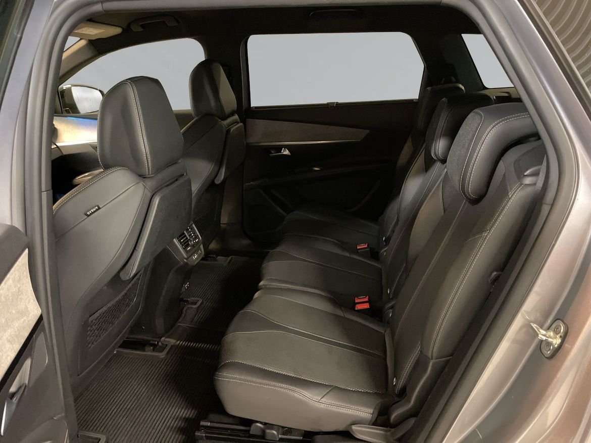 Peugeot 5008 GT 1,2T 130hk Automat 7Sits 2023, bild 7/8