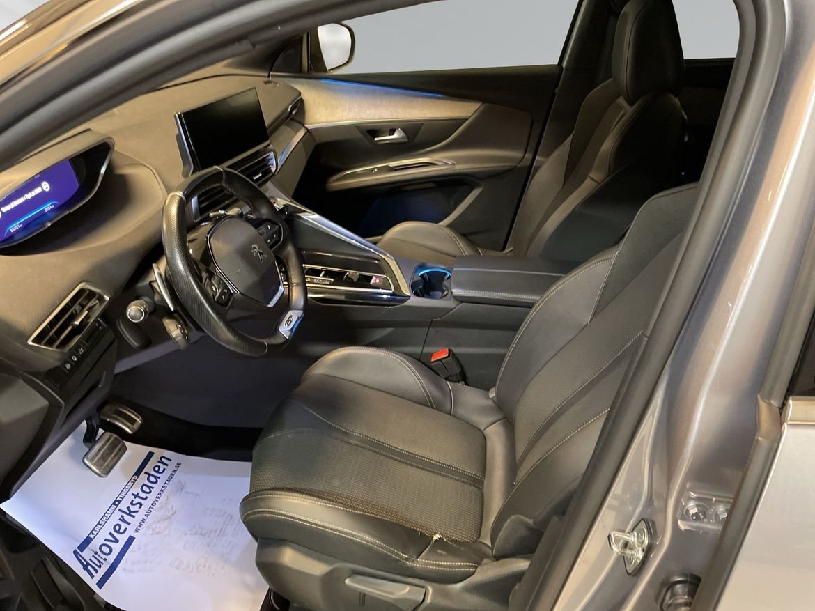 Peugeot 5008 GT 1,2T 130hk Automat 7Sits 2023, bild 6/8